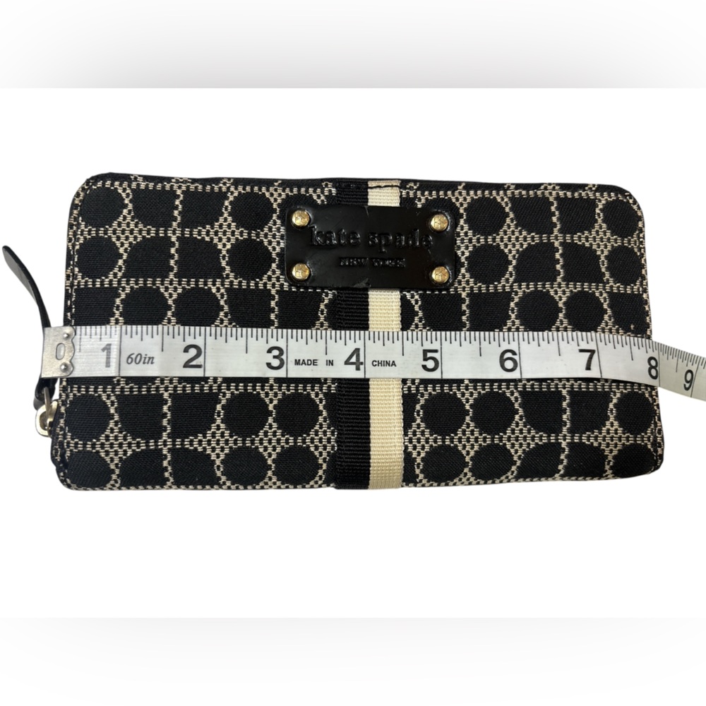 Kate Spade Neda Signature Canvas Black/White Street Noel Zip Around Wallet - Picture 5 of 6